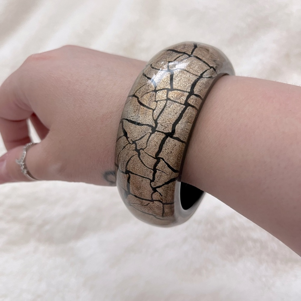 Vintage lucite bangle bracelet